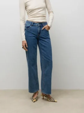 Awrena Jeans mit mittlerer Leibhöhe und weitem Bein