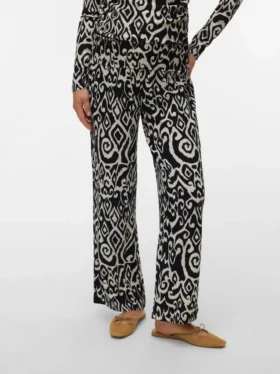 Hose mit weitem Bein