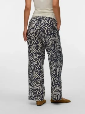 Hose mit weitem Bein