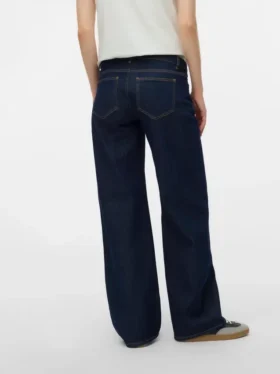 Jeans mit weitem Bein