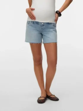 Shorts in Regular-Fit