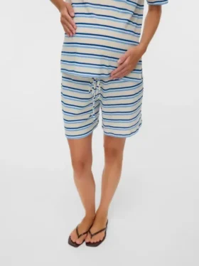 Shorts in Regular-Fit