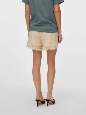 Shorts in Regular-Fit