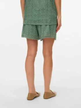 Shorts in Regular-Fit