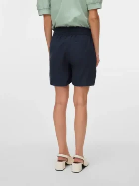 Shorts in regulärer Passform