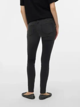 Slim-Fit-Jeans mit mittlerer Taillenhöhe