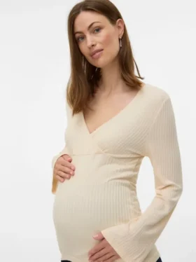 Top mit V-Ausschnitt in Regular-Fit