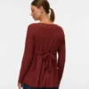 Top mit V-Ausschnitt in Regular-Fit