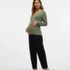 Top mit V-Ausschnitt in Regular-Fit