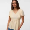 Top mit V-Ausschnitt in Regular-Fit
