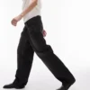 Topshop Jeans mit niedriger Taille und lockerer Passform