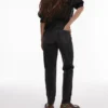 Topshop Mom-Fit-Jeans mit hoher Taille