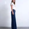 Tsclara Jeans mit mittlerer Leibhöhe und weitem Bein