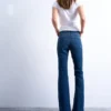 Tsjamie High-Rise-Jeans mit ausgestelltem Schnitt