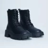 Tslawrence-Stiefel
