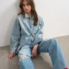 Tsnora Mid Rise Barrel Fit Jeans