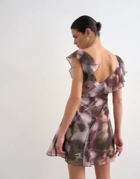 Tsrikke Kurzkleid