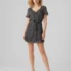 Vmcaro Kurzes Kleid mit Shorts
