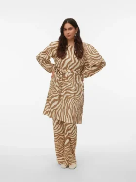 Vmcfriga Kurzes Kleid mit Shorts