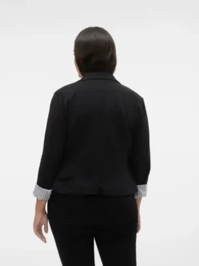 Vmcharuki Blazer