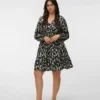 Vmcmea Shorts-Kleid