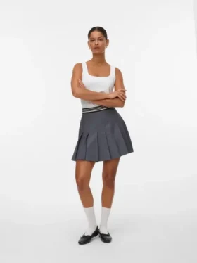 Vmelisa kurzer Rock mit hoher Taille als Shorts