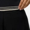 Vmelisa kurzer Rock mit hoher Taille als Shorts