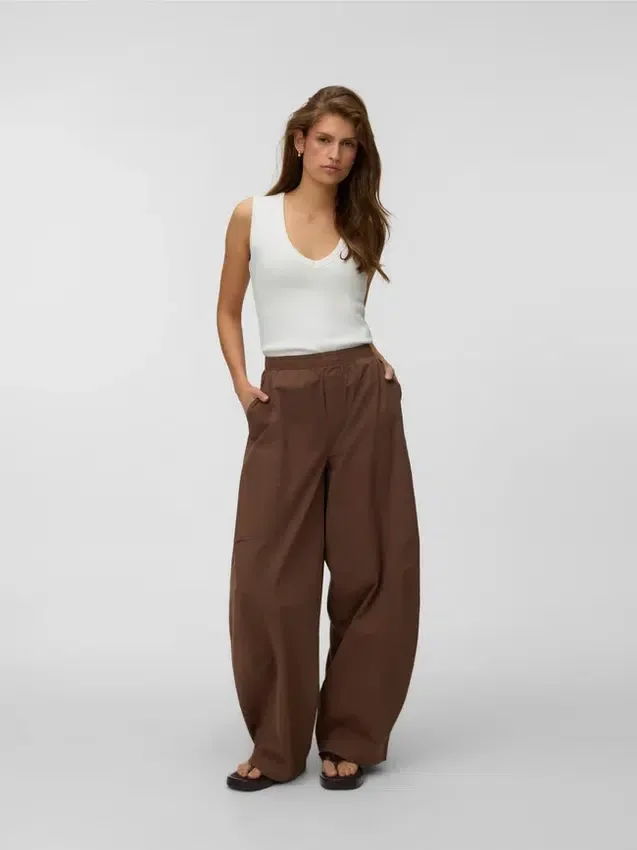 Vmjada-Hose mit mittlerer Taillenhöhe Vmjada-Hose mit mittlerer Taillenhöhe