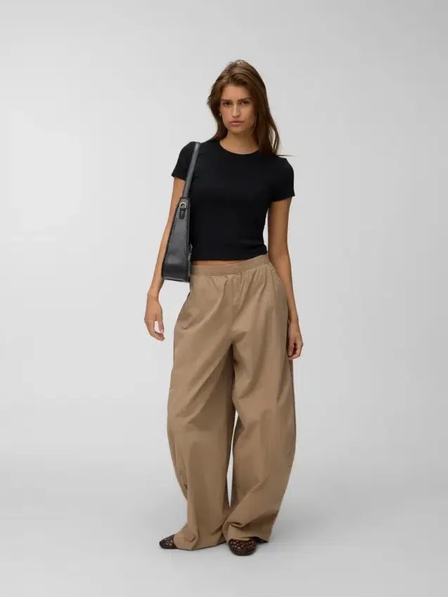 Vmjada-Hose mit mittlerer Taillenhöhe Vmjada-Hose mit mittlerer Taillenhöhe