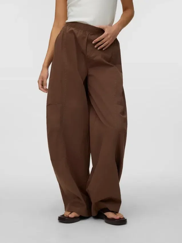 Vmjada-Hose mit mittlerer Taillenhöhe Vmjada-Hose mit mittlerer Taillenhöhe