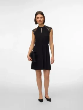 Vmmilla Kurzes Kleid mit Shorts