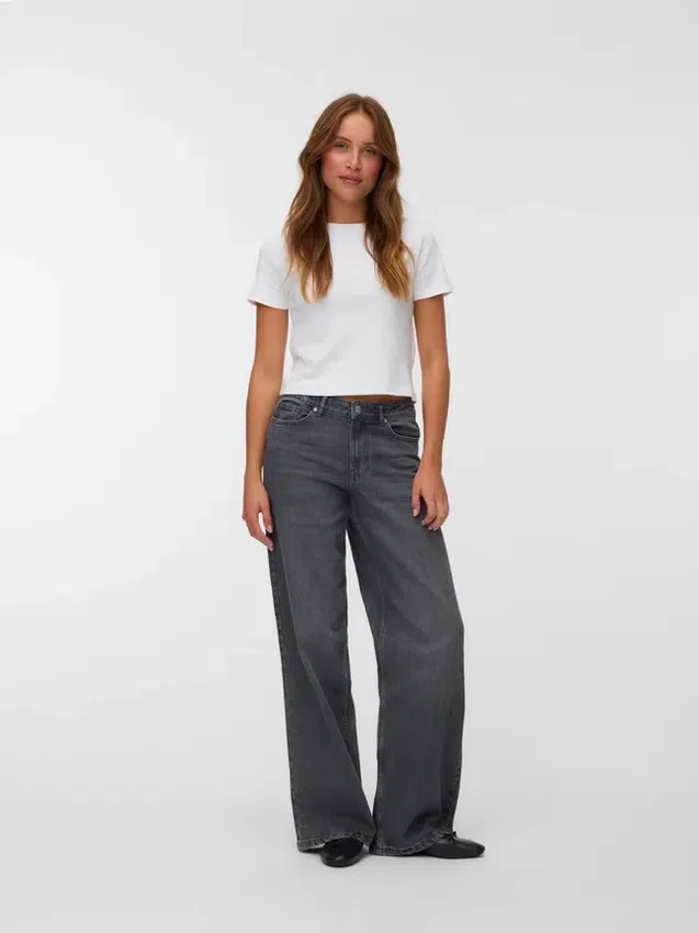 Vmmira Mid-Rise-Jeans in weiter Passform Vmmira Mid-Rise-Jeans in weiter Passform
