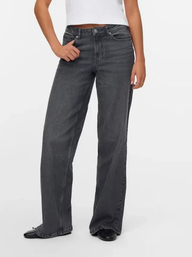 Vmmira Mid-Rise-Jeans in weiter Passform Vmmira Mid-Rise-Jeans in weiter Passform