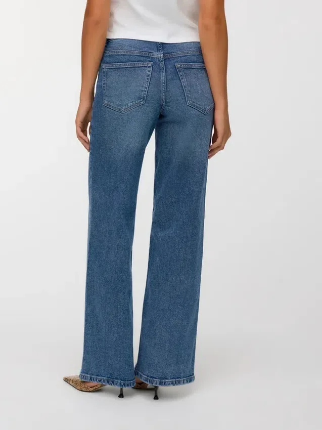 Vmmira Mid Rise Wide Fit – Cropped-Jeans Vmmira Mid Rise Wide Fit – Cropped-Jeans