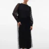 Vmnetha Langrock mit hoher Taille