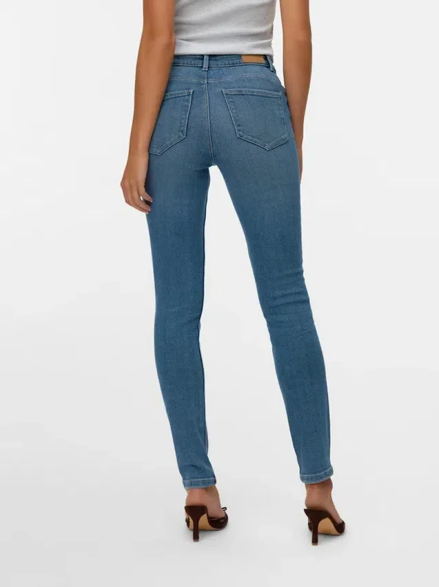 Vmpaige Mid Rise Skinny Fit Jeans Vmpaige Mid Rise Skinny Fit Jeans