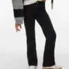 Vmriver High-Rise-Jeans mit ausgestelltem Schnitt