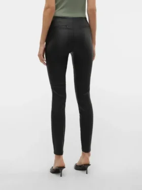 Vmronda Jeans mit hoher Leibhöhe und ausgestelltem Schnitt