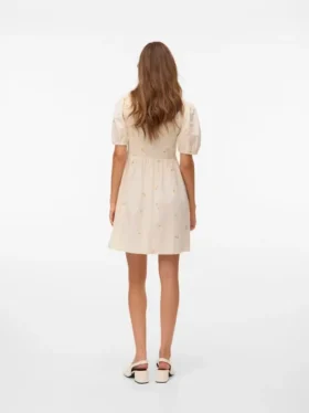 Vmrupa Kurzes Kleid mit Shorts