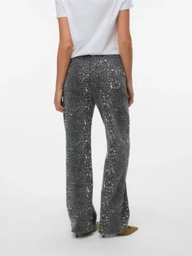 Vmtessa Jeans mit hoher Leibhöhe und weitem Bein