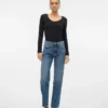 Vmvalerie Jeans mit mittlerer Leibhöhe und lockerer Passform