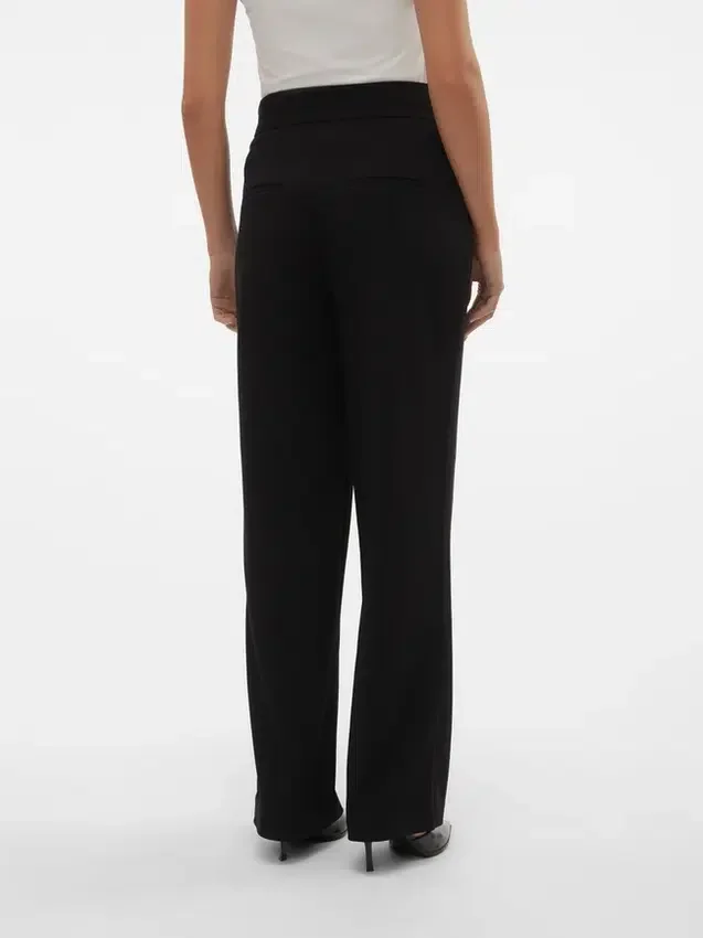Vmzamira-Hose mit hoher Leibhöhe Vmzamira-Hose mit hoher Leibhöhe