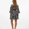 Vmzera Kurzkleid